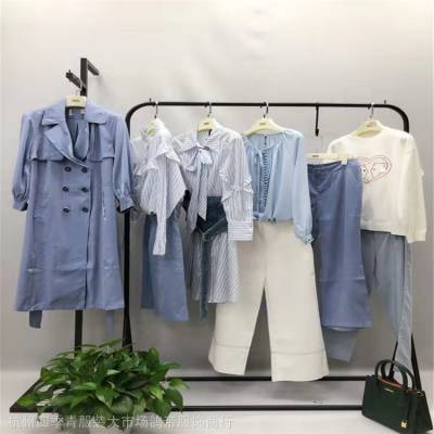 品牌女装加盟与折扣批发 开启女装零售新篇章